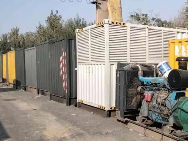 瓯海200KW柴油发电机机组每小时油耗是多少？